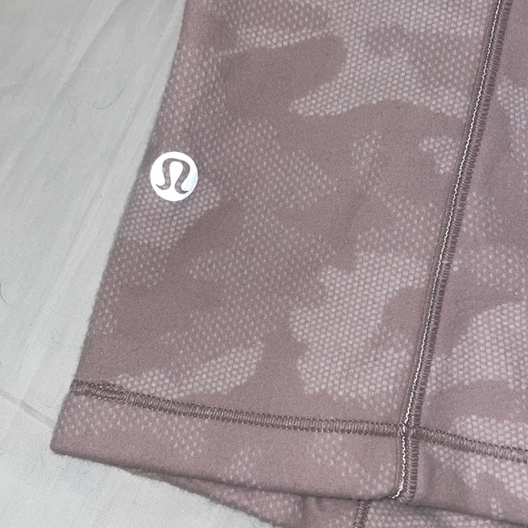 Lululemon Run Briskly 1/2 Zip Top Heritage Camo Jacquard Silky White Pink Blush - Picture 3 of 9